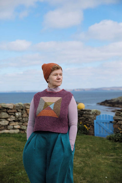 Shetland Shades: Stories in Wool – Gudrun Johnston | Laine
