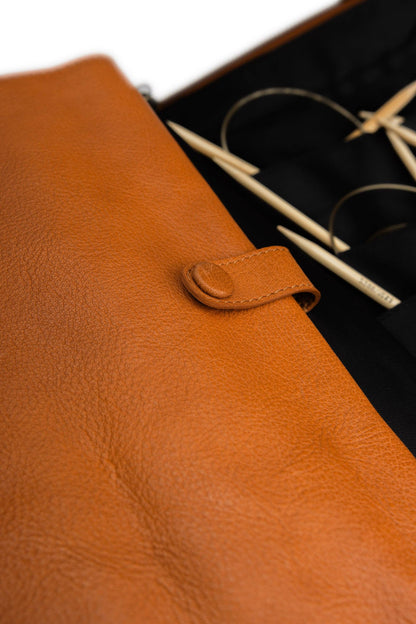 Muud Janni Project Bag – Leather Knitting Needle & Hook Case