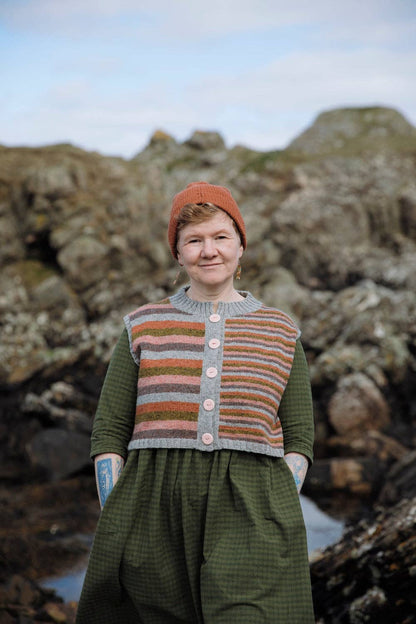 Shetland Shades: Stories in Wool – Gudrun Johnston | Laine