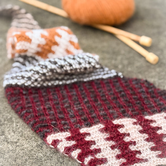 Lisa Richardson - Getting started with the Florence neckerchief or scarf - Saturday 31st January 2026. 1-4pm £45