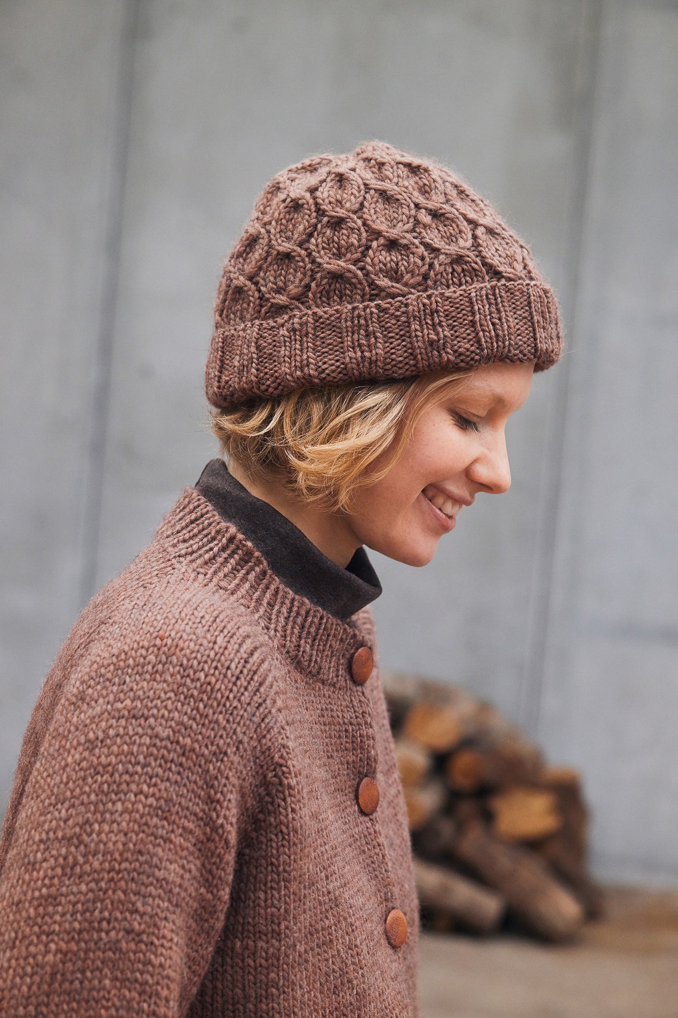 Lang Yarns Punto 97 – Naturalis Knitting Pattern Book | 10 Designs