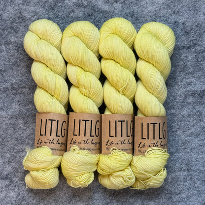 Life in the Long Grass Fine Sock – Luxury Hand Dyed Sock Yarn