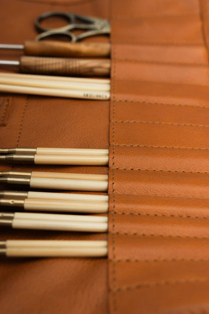 Muud Jasmin Needle Case – Leather Knitting Needle Holder
