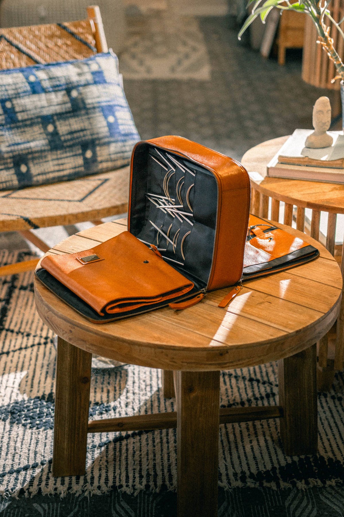 Muud Janni Project Bag – Leather Knitting Needle & Hook Case